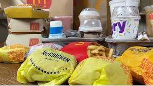 When Is McDonalds Lunch? Timing Awaits You!